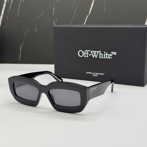 NEW OFF-WHITE OERI138 CHARLOTTE 1007 SUNGLASSES UNISEX BLACK SQUARE EYEWEAR - Picture 2 of 11